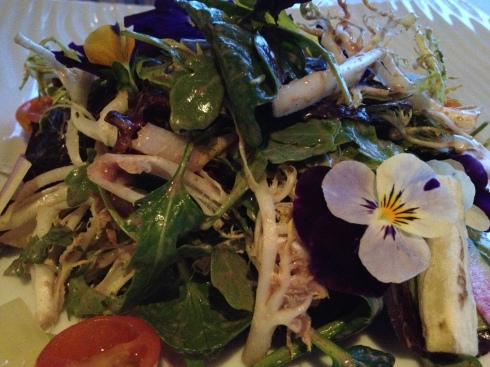 Spring Salad Edible Flowers